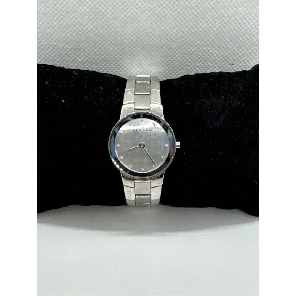 Skagen Classic 430SSXD Women's Silver Stainless Steel Analog Dial Watch JNA459